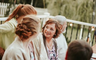 Aiutare le famiglie che convivono con la demenza